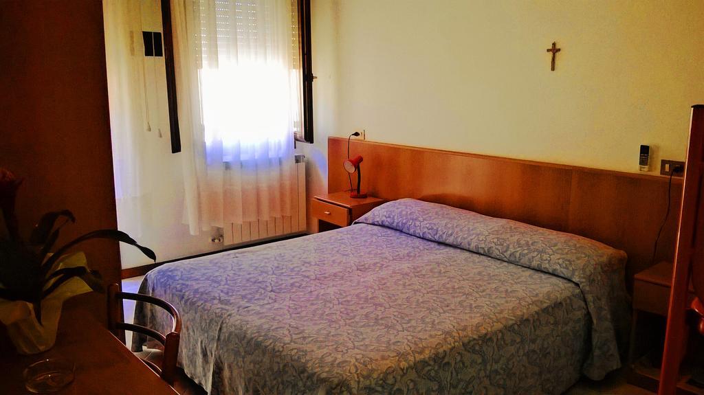 Due Palme Hotel Caorle Exterior photo